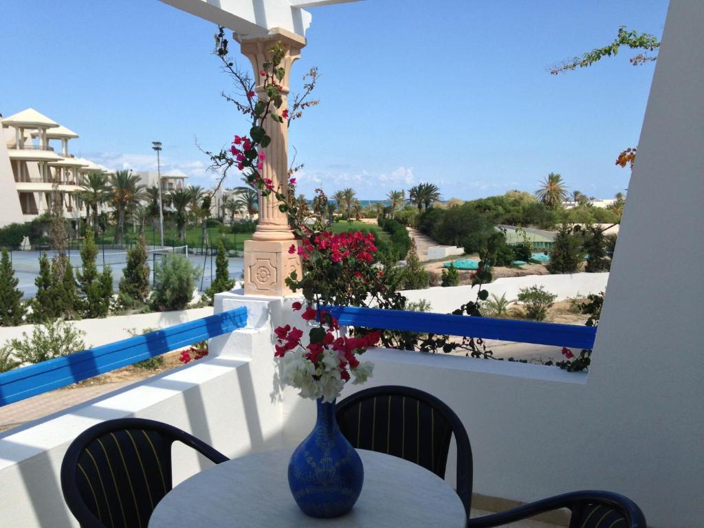 Appart Hotel Rodes Mezraia Εξωτερικό φωτογραφία